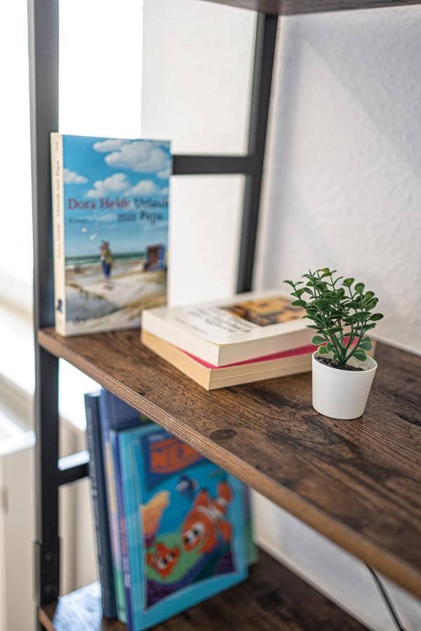 Blue Chili 06 - Gemuetliche Wohnung Im Szeneviertel-Wlan-Netflix Magdeburg Kültér fotó